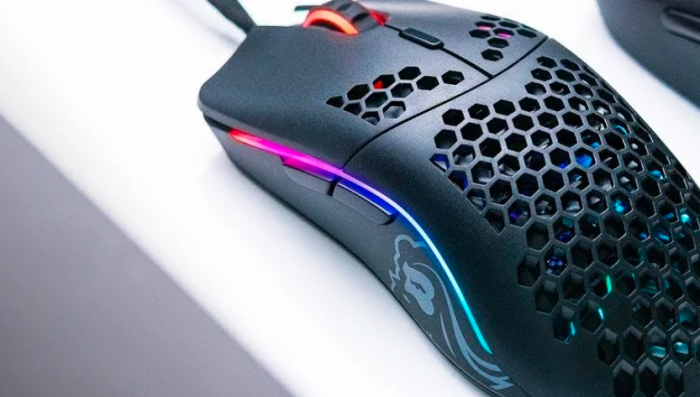 delikli oyuncu faresi